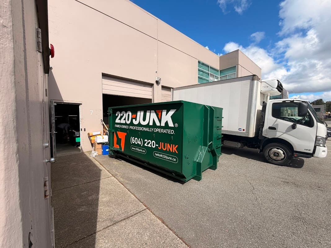 220-JUNK REMOVAL project photo