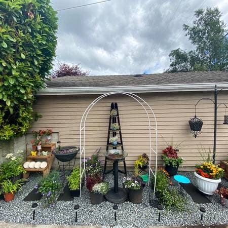 Bucks with Trucks Landscaping