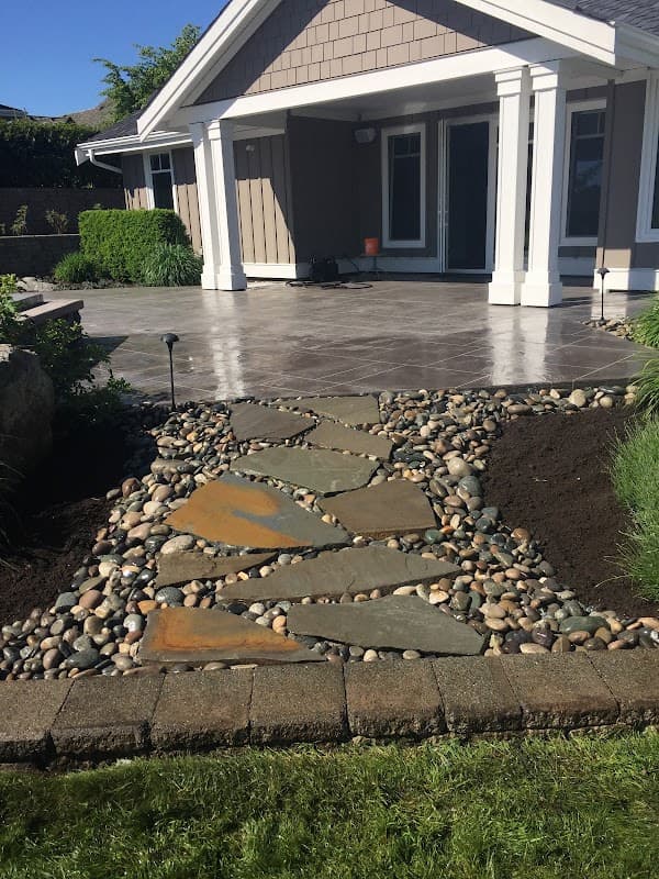 Contour Landscaping Ltd. photo 2