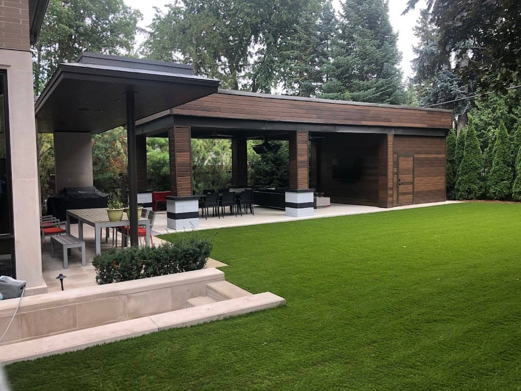 Grass King - Synthetic & Artificial Grass Supplier