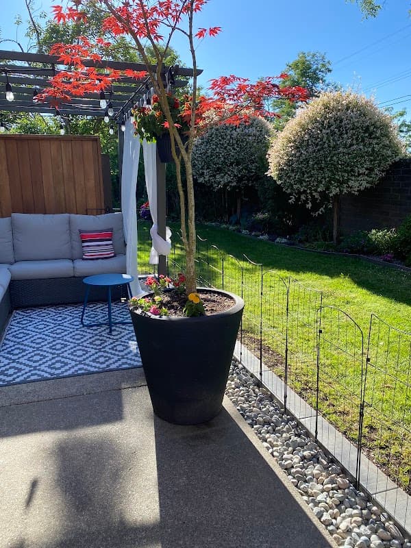Harp's Landscaping And Lawn services Ltd