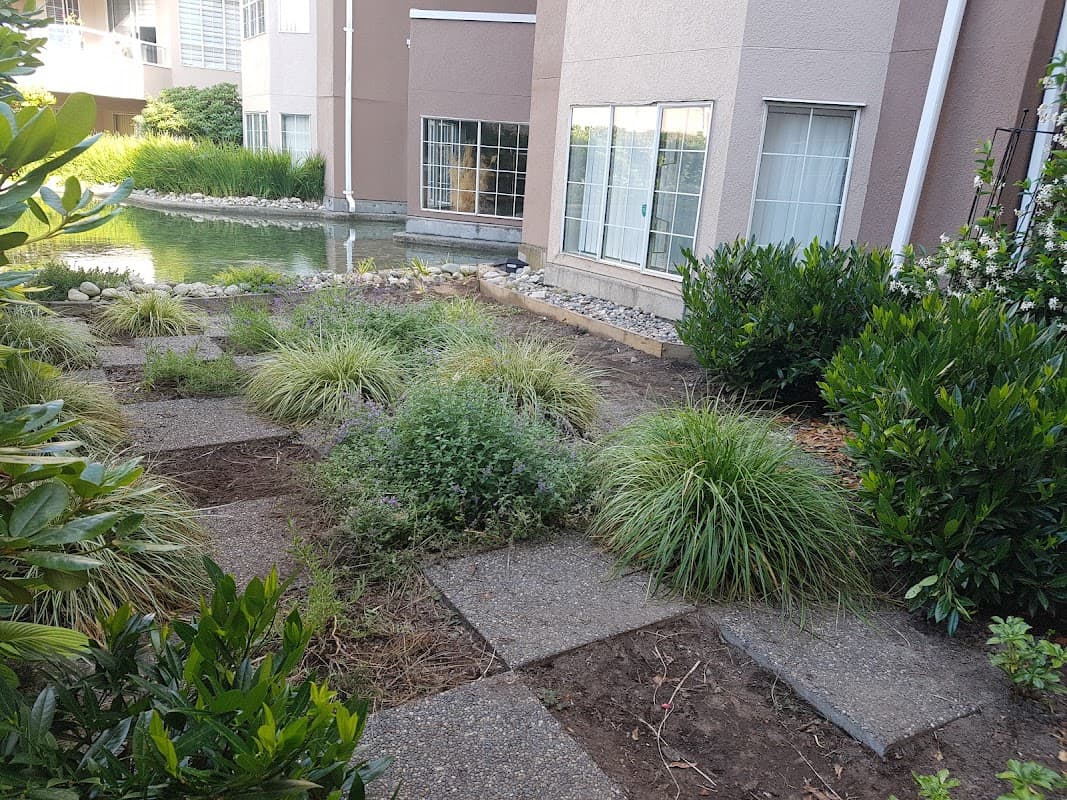 Healing Hands Landscaping photo 2