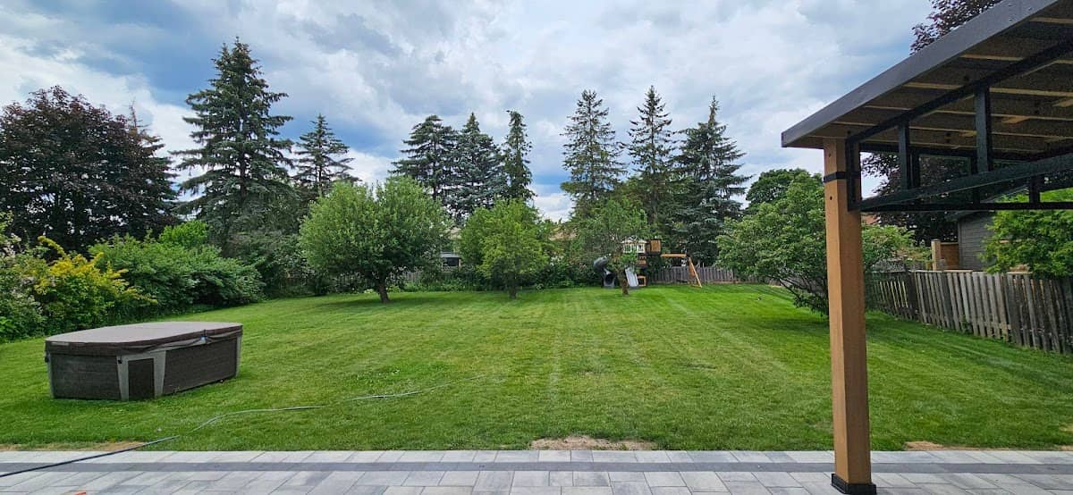 LA Lawn Care - In Markham photo 2