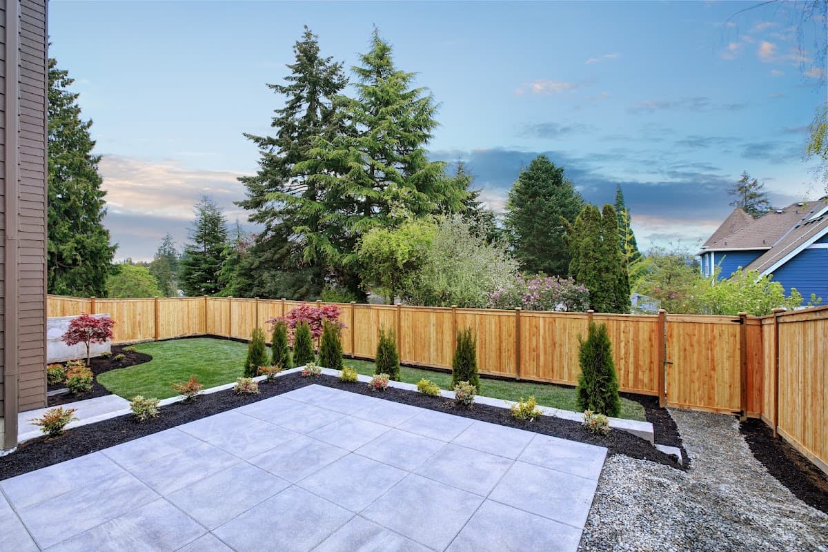 Latinos Landscaping photo 2