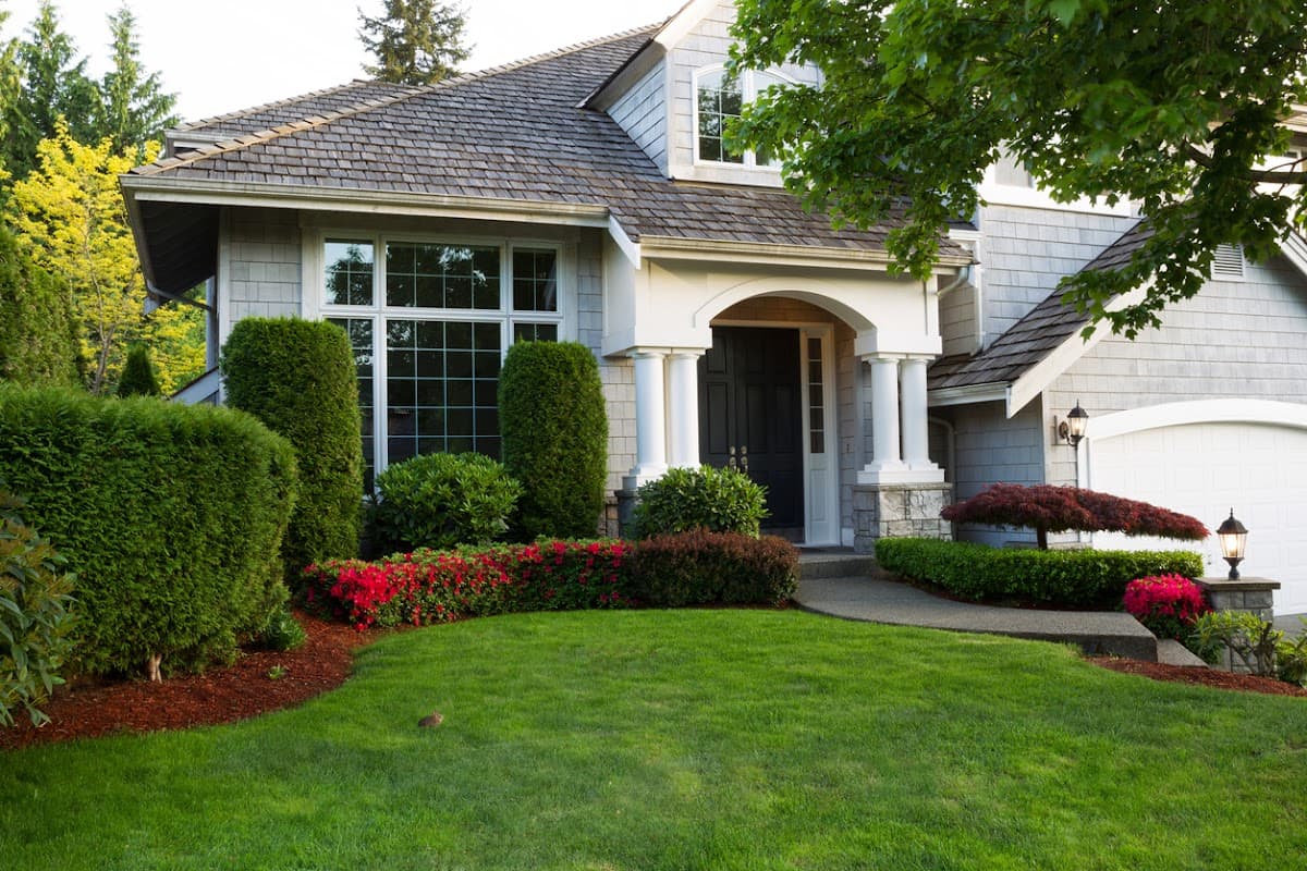 Luxurious Landscaping of Coquitlam