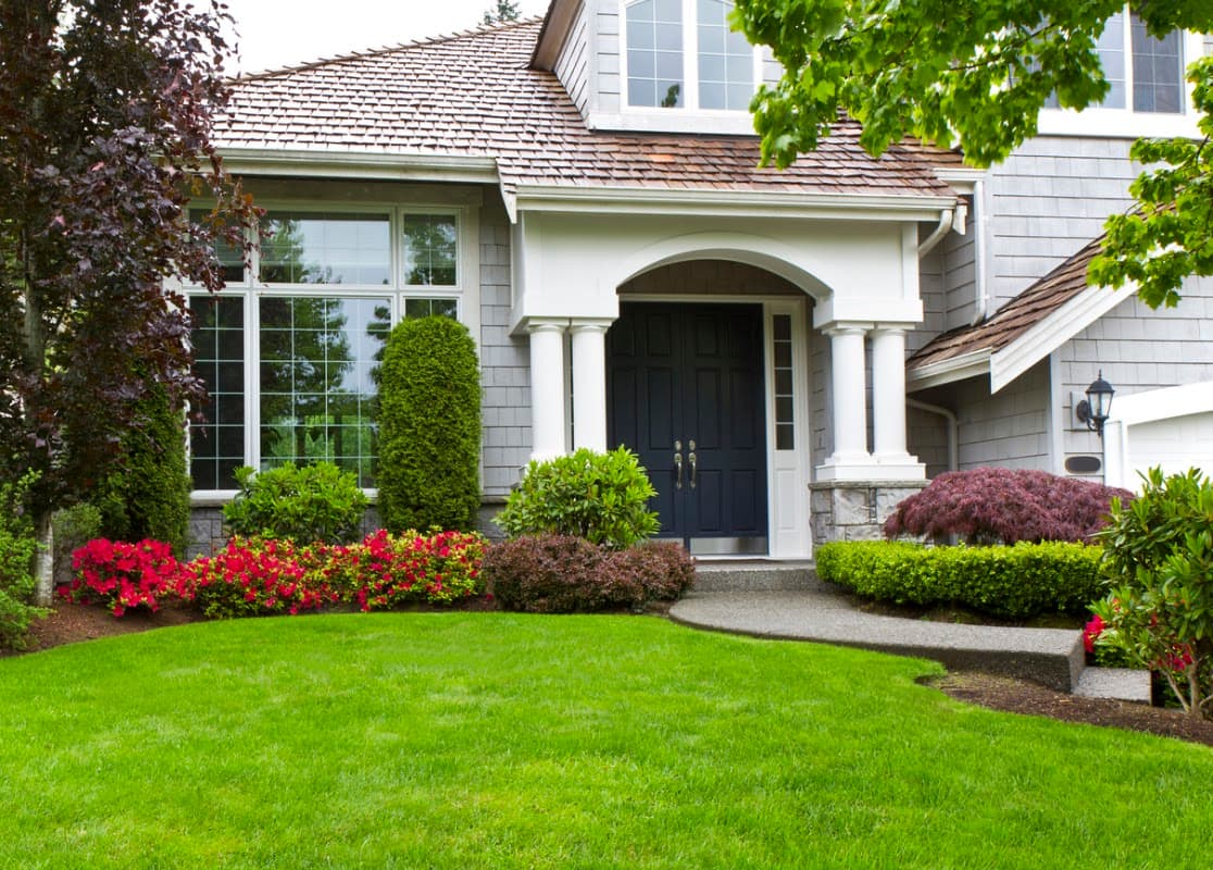 Luxurious Landscaping of Maple Ridge photo 2