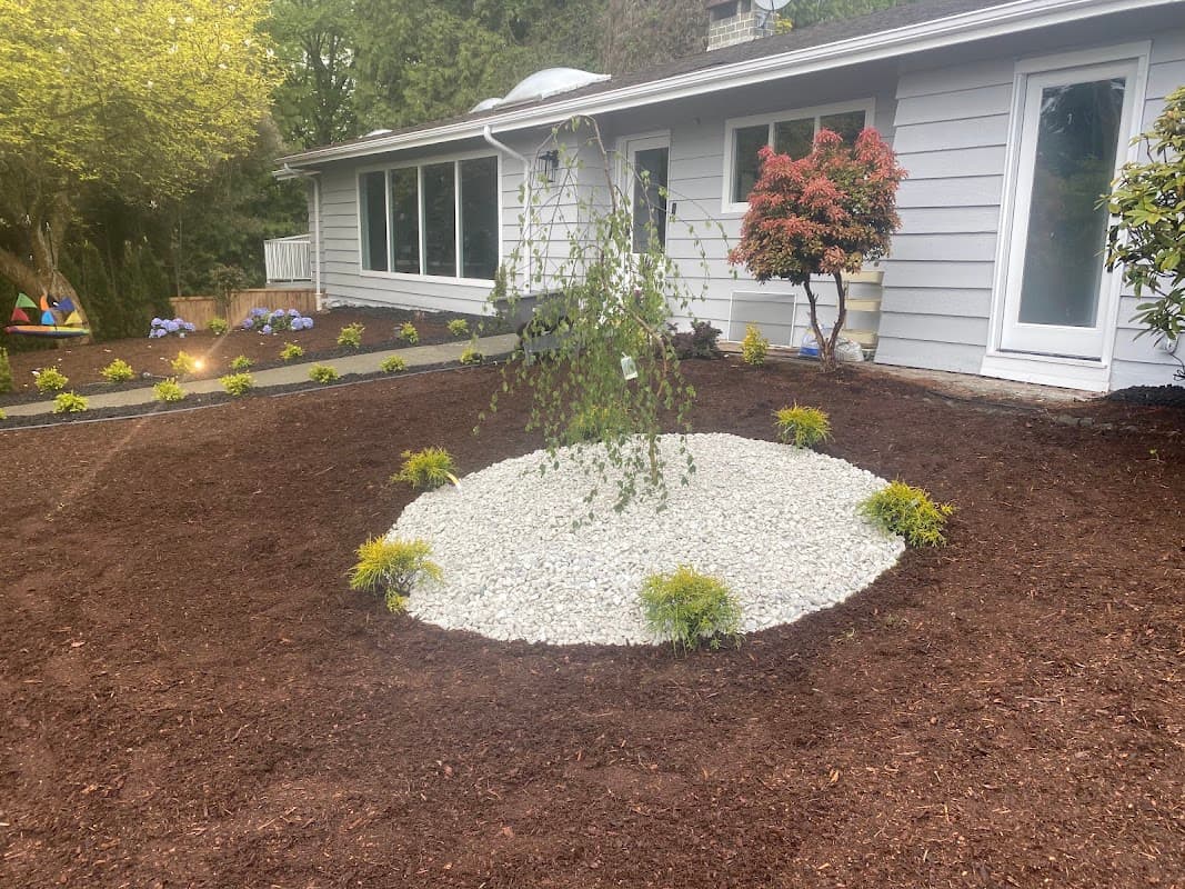 Luxy Landscaping photo 2