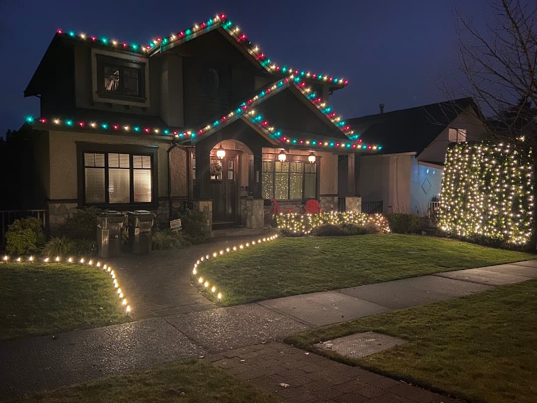 McWilliam Landscaping: Mowing & Exterior Maintenance photo 2