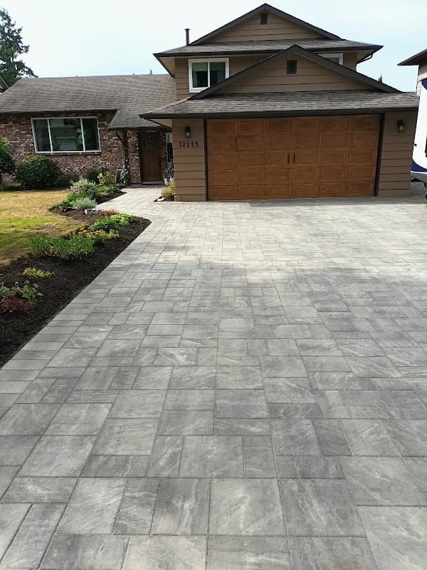 Mountain View Landscaping Ltd photo 2