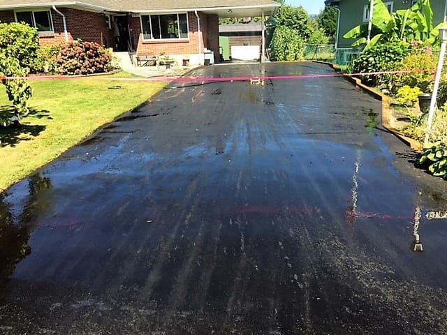 Nez Bros Paving photo 3