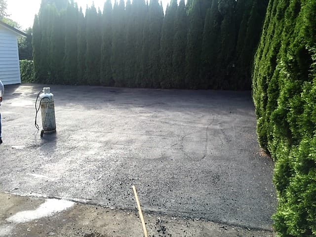Nez Bros Paving photo 4