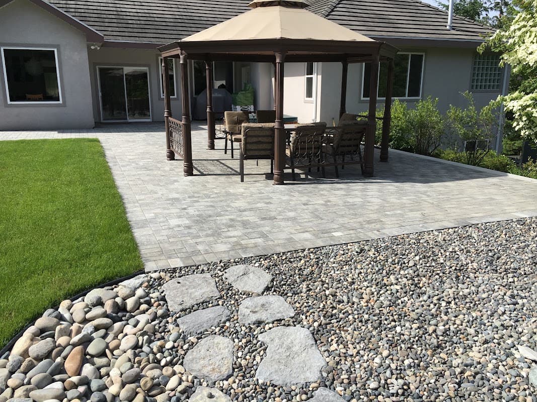 Nicholson Landscaping - Coquitlam Landscaping photo 2