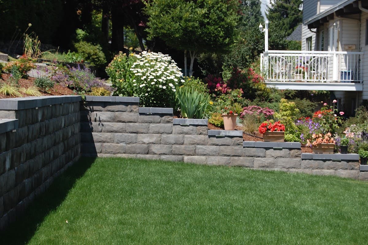 Nicholson Landscaping - Coquitlam Landscaping photo 4