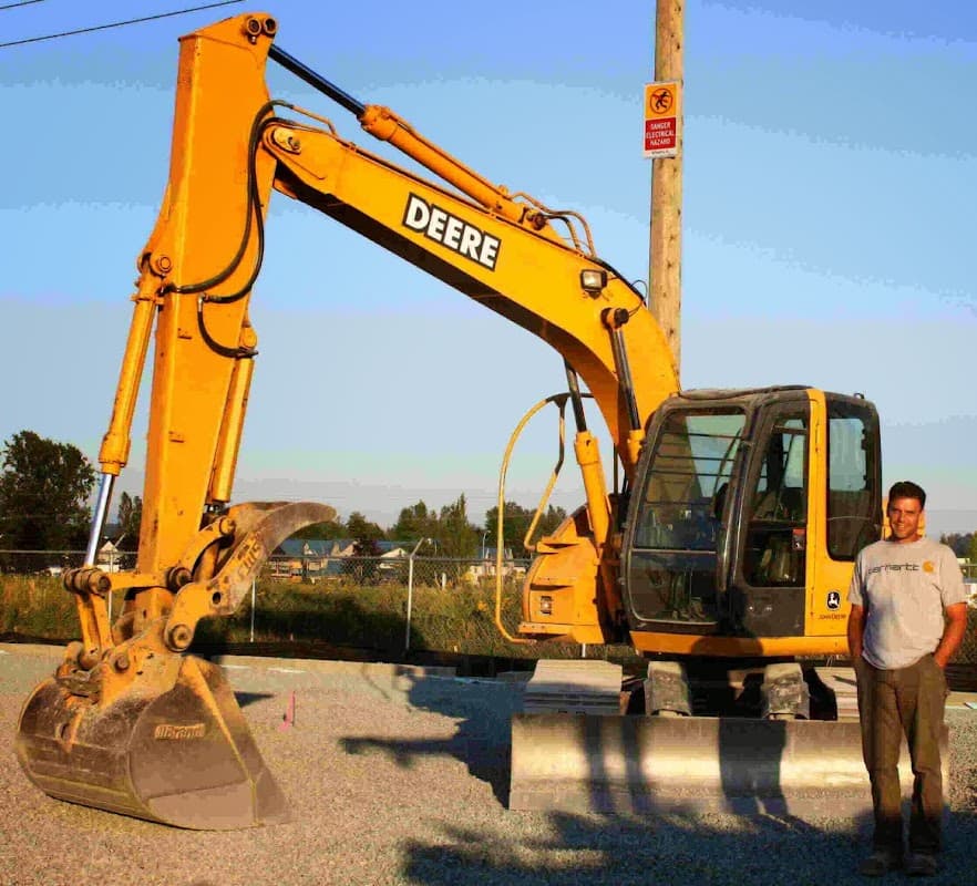 Quennell Contracting & Excavating photo 3
