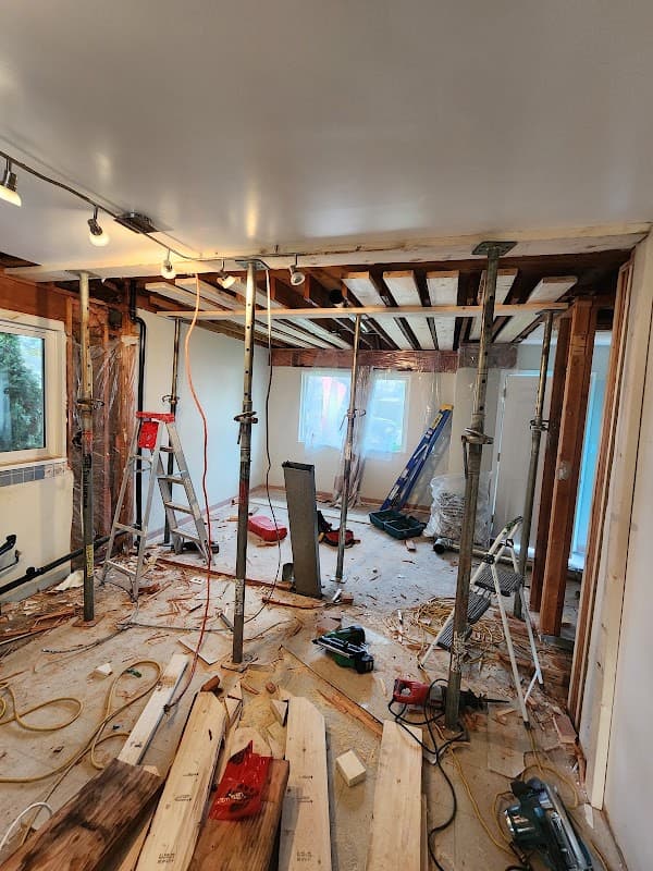 Square On Contracting photo 4