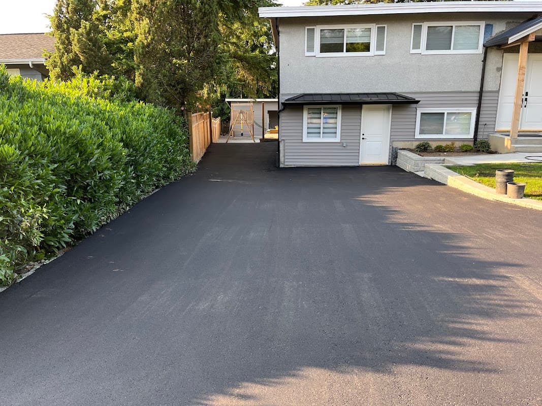 Superior Asphalt Paving Ltd photo 2