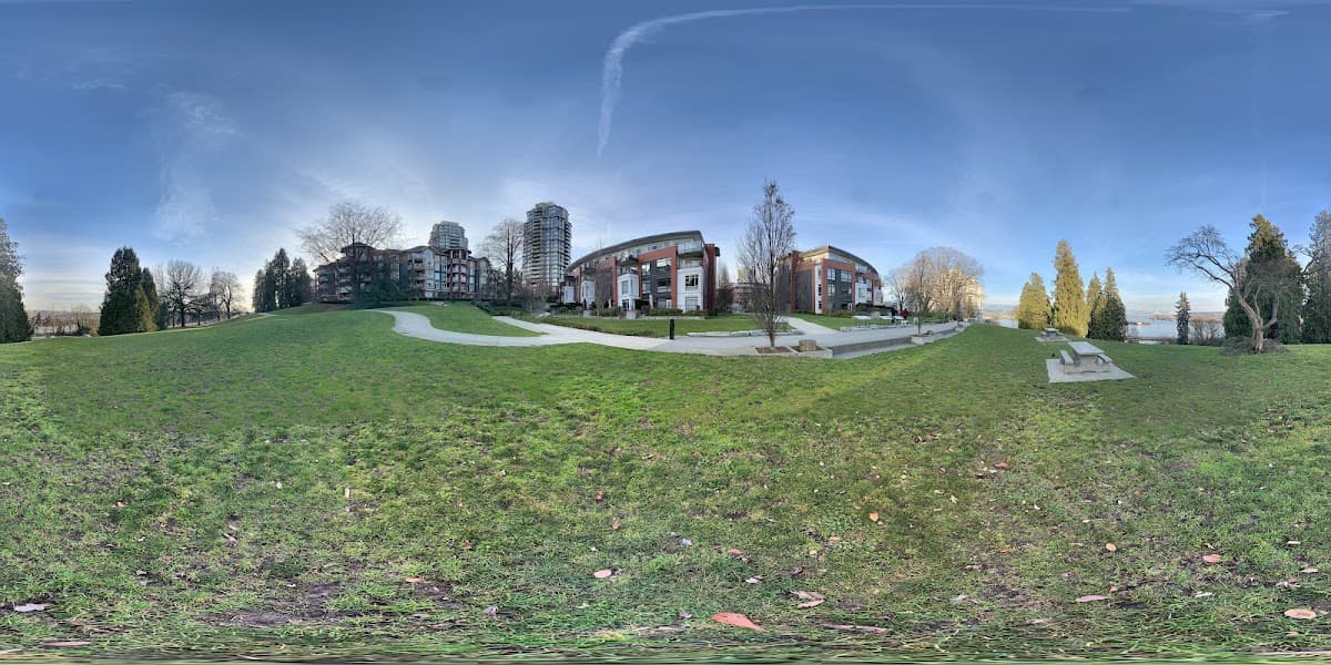 The Great Lawn photo 2