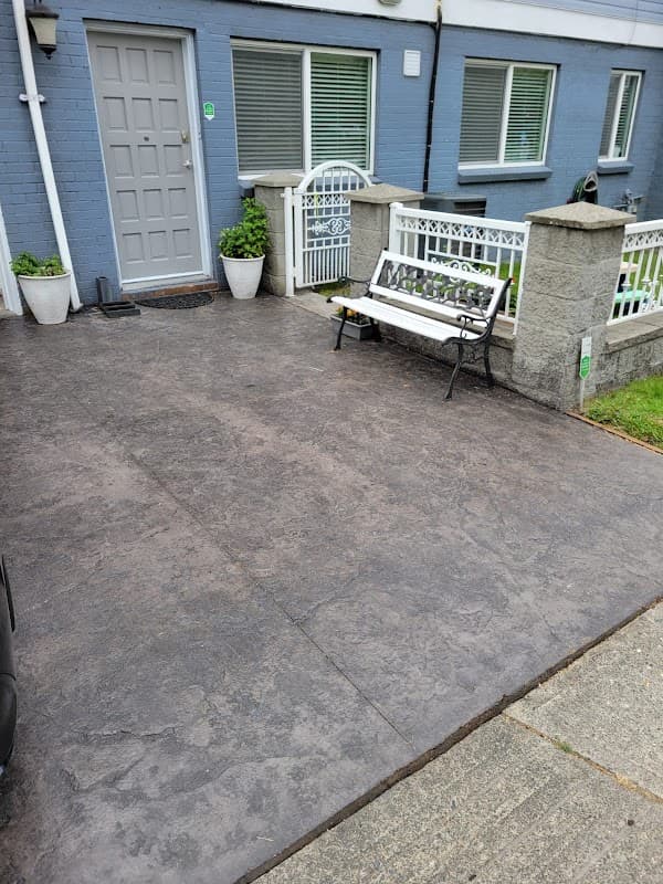 Vancouver Wolfpack Landscaping LTD photo 2