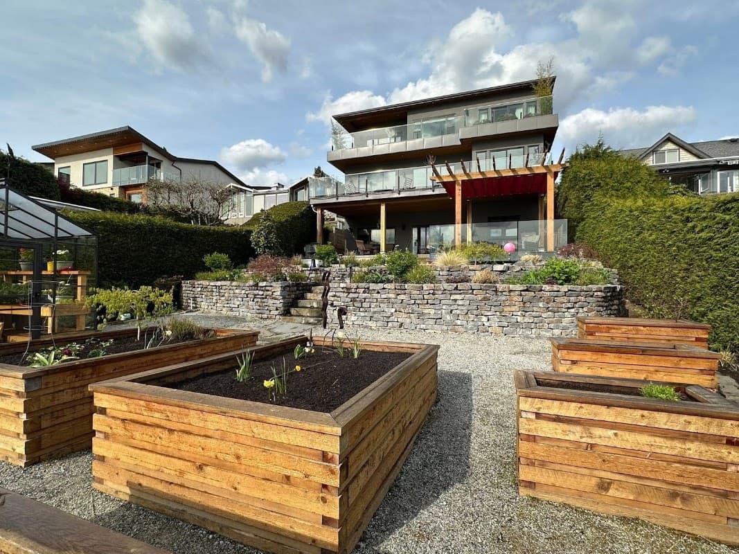 West Vision RENOVATIONS & LANDSCAPING INC photo 4