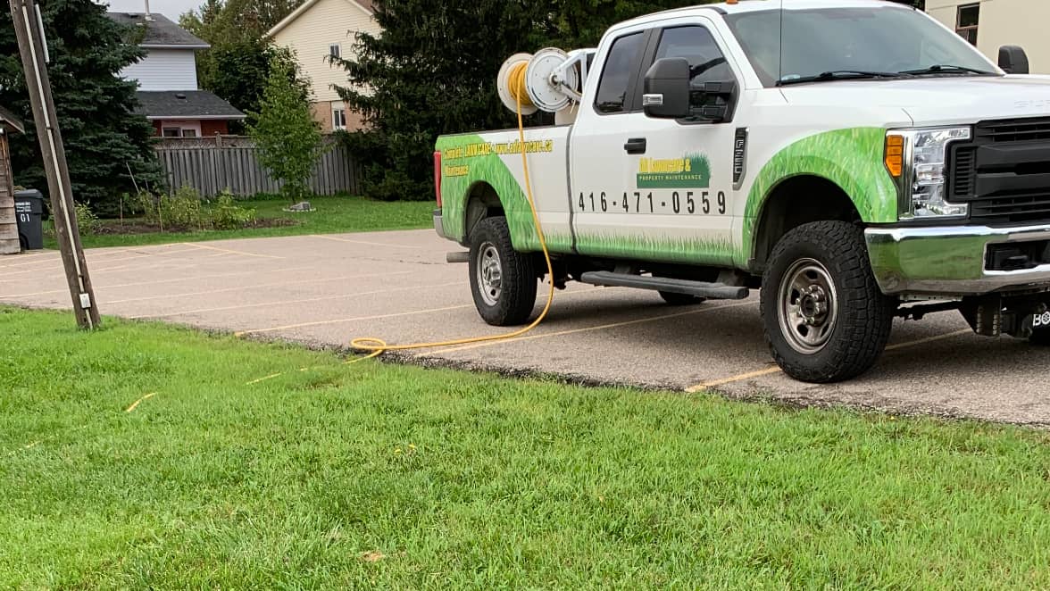 AD Lawncare & Lawn Cutting/ Fertilizer & Weed Control