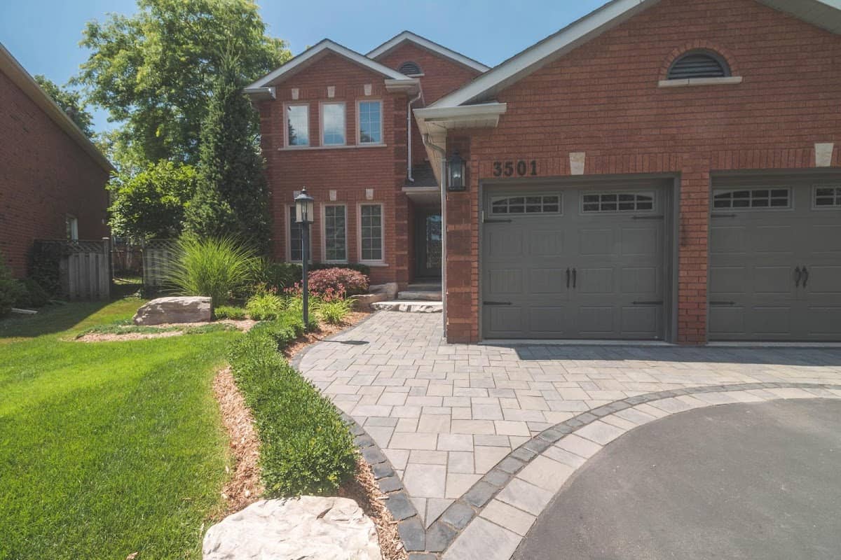 Breakaway Landscaping