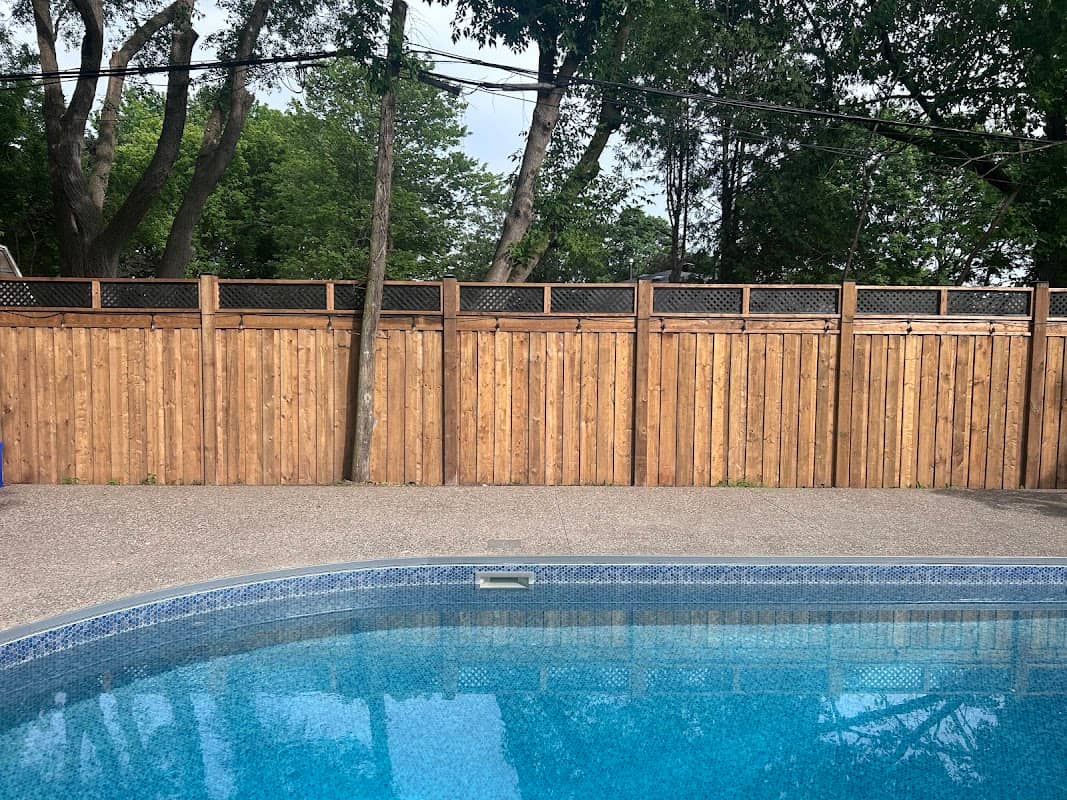 Friendly Giant Fences and Decking photo 4