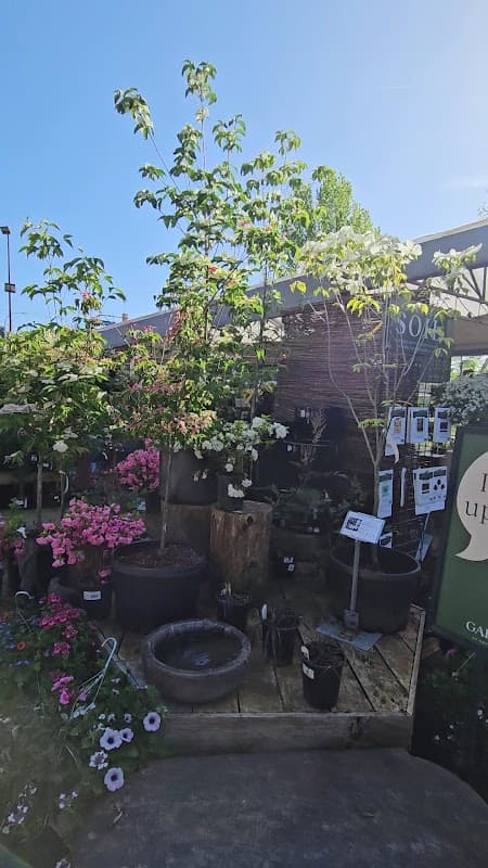 GARDENWORKS Coquitlam photo 3