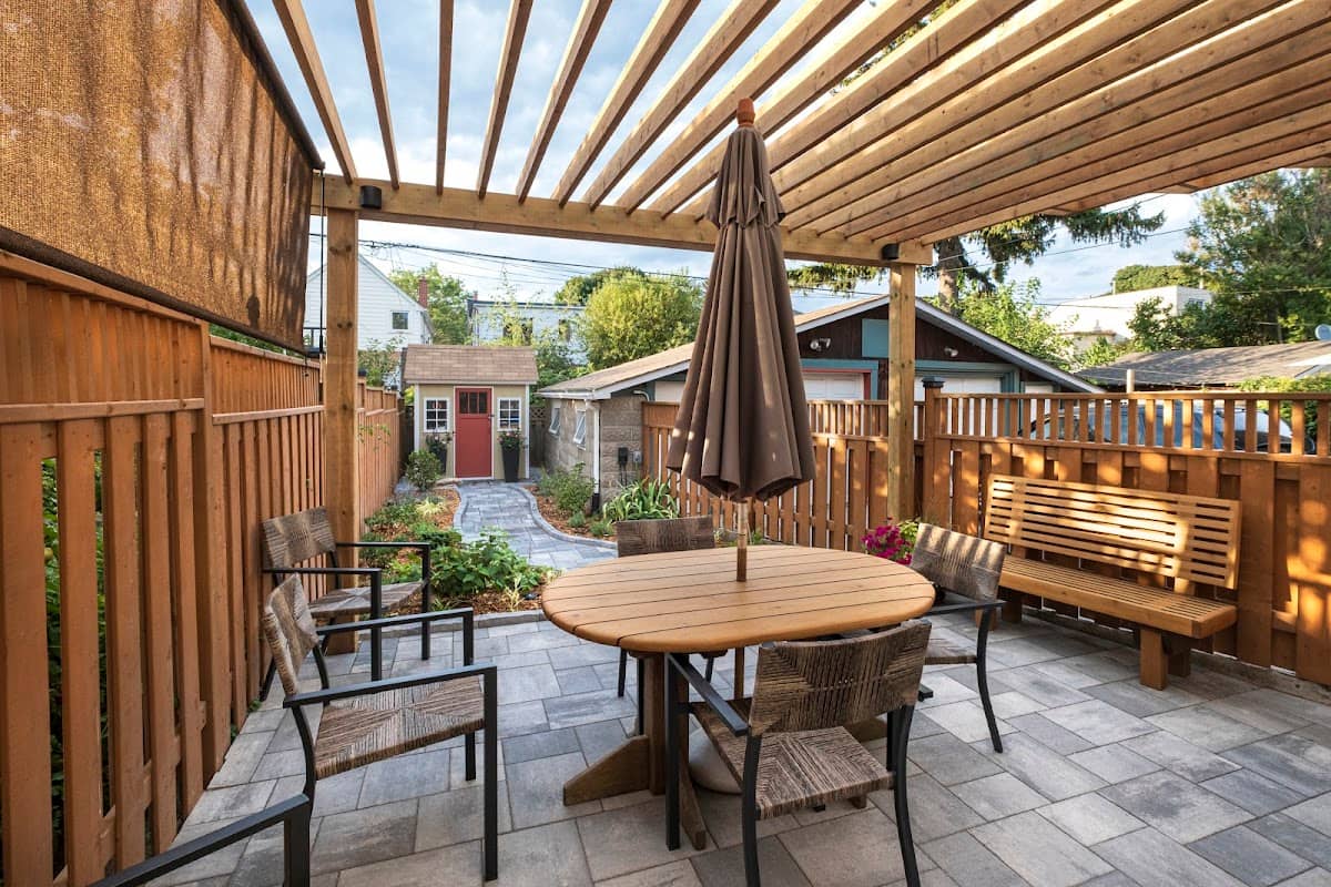Leaside Landscaping Inc photo 2