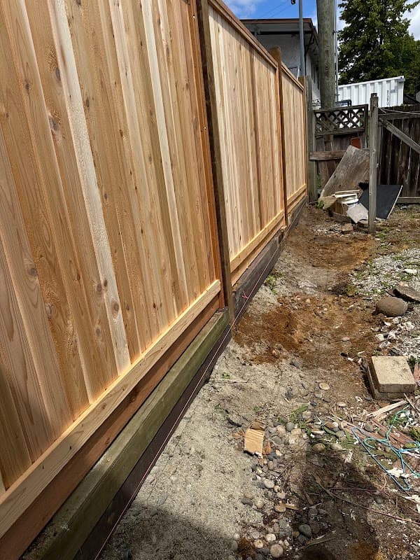 Low Cost Fencing And Construction LTD photo 2