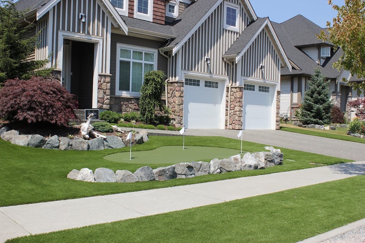 Luxury Lawns Synthetic Grass photo 2
