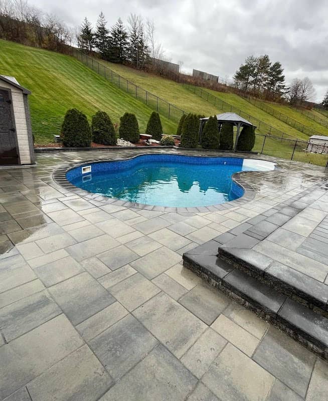 Monalesa Landscaping Inc photo 3