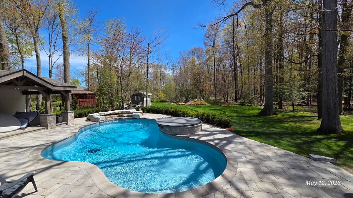P&R Classic Landscaping photo 3