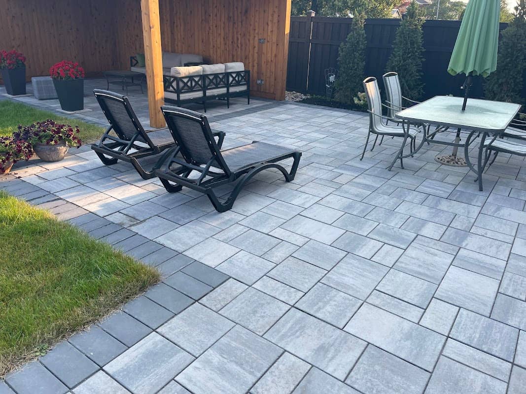 Rainbow Landscaping & Design Inc
