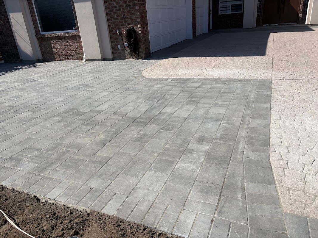 Richard's Pavingstones photo 2