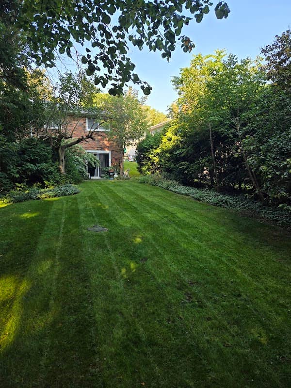 Roxborough Snowplowing & Landscaping