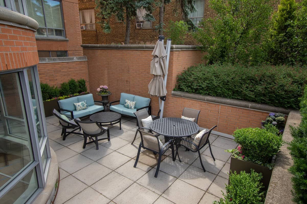 Suite Pea Gardenscaping photo 2