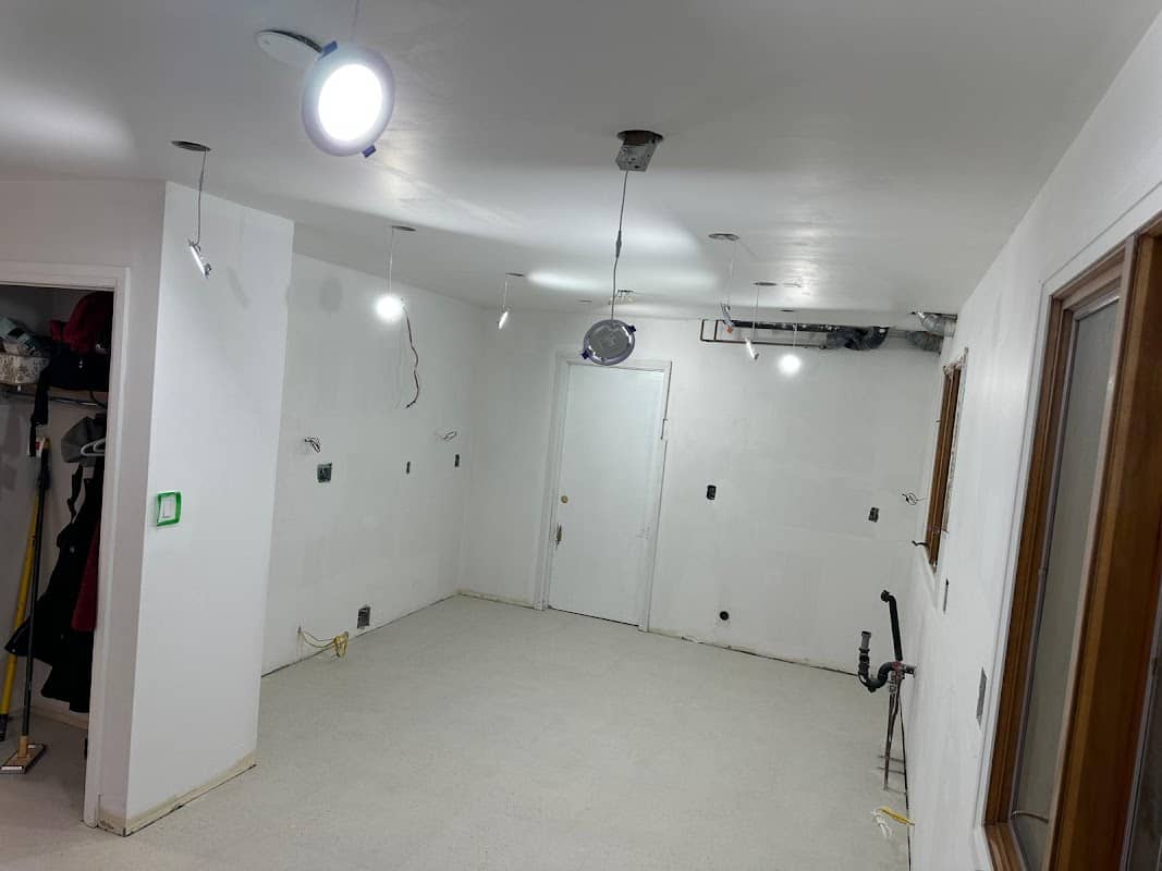 White Tiger Construction photo 4